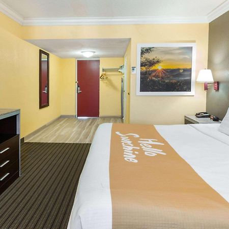 Days Inn By Wyndham Nanuet / Spring Valley Luaran gambar
